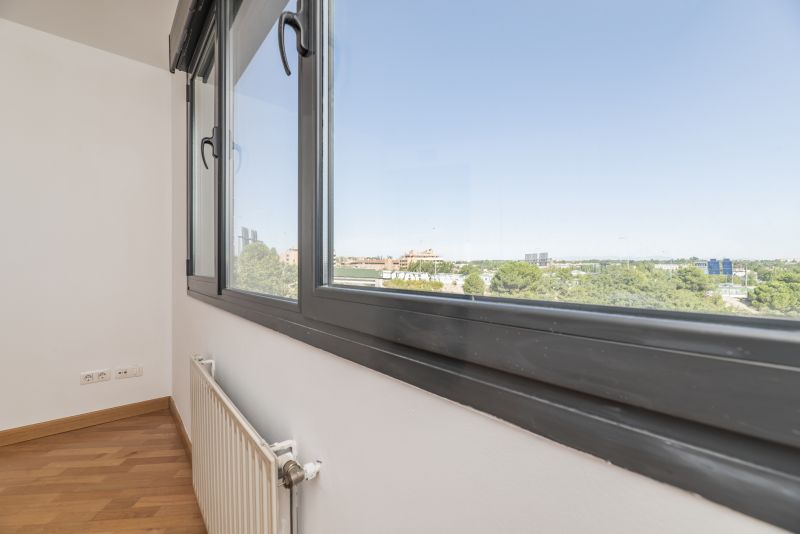 Aluminum Window Installation